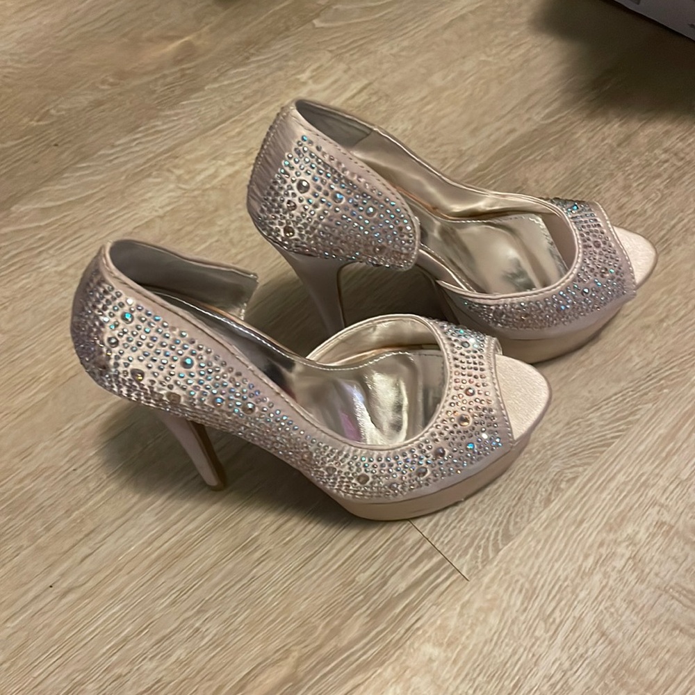 Satin Ivory Crystal Platforms SZ 5